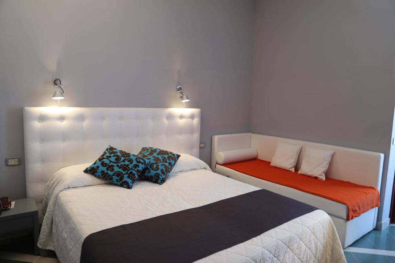 Hotel Metropol Senigallia Bagian luar foto