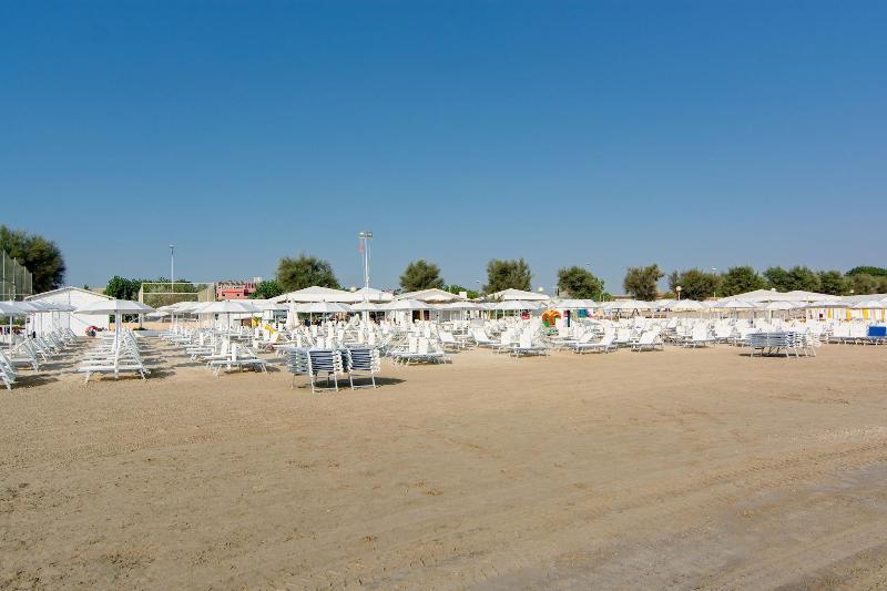Hotel Metropol Senigallia Bagian luar foto