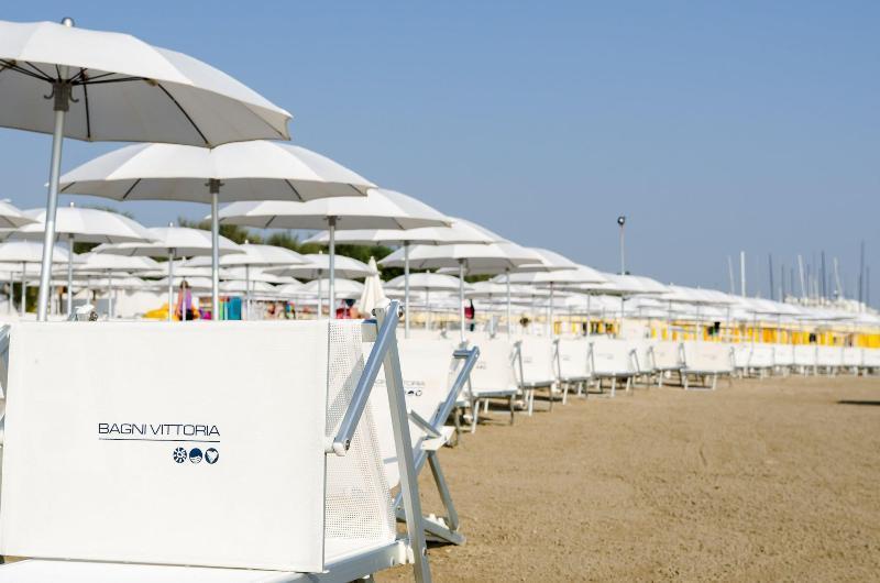 Hotel Metropol Senigallia Bagian luar foto