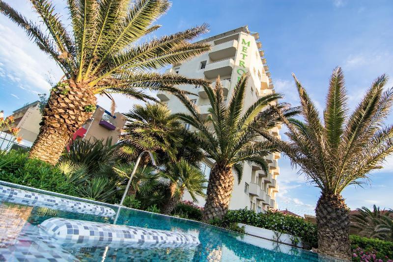 Hotel Metropol Senigallia Bagian luar foto