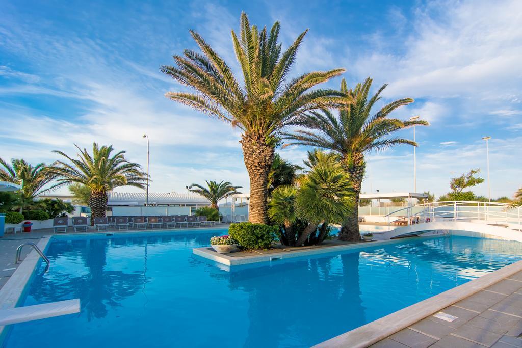 Hotel Metropol Senigallia Bagian luar foto