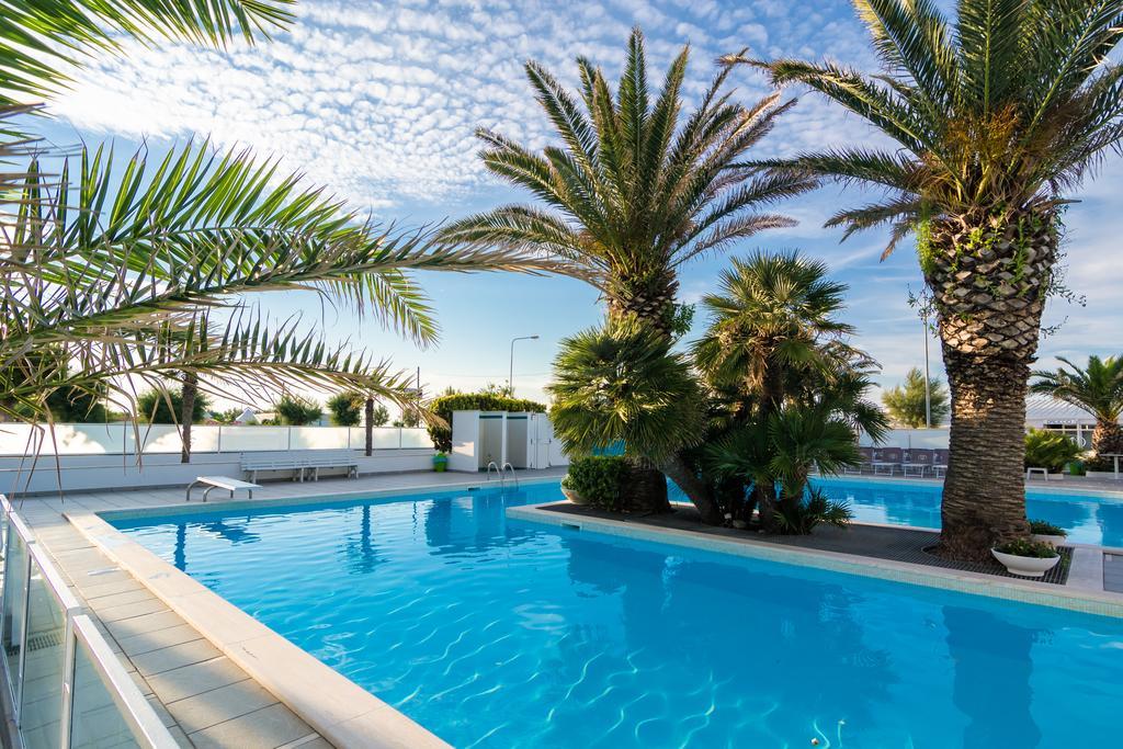 Hotel Metropol Senigallia Bagian luar foto