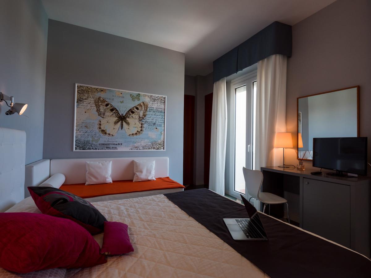 Hotel Metropol Senigallia Bagian luar foto